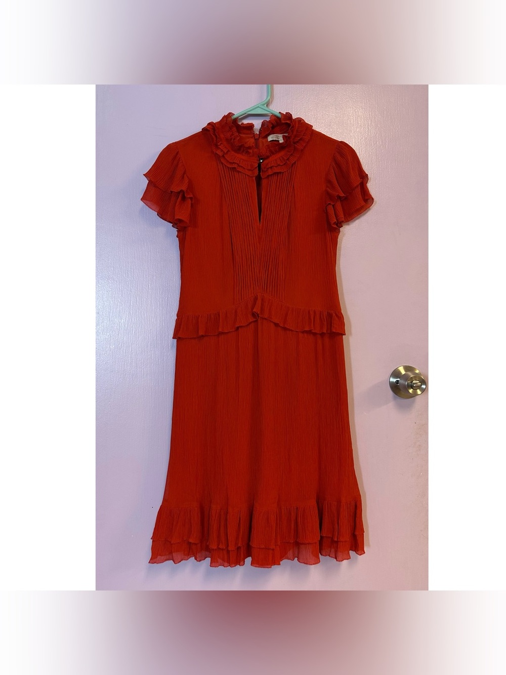 Banana Republic Heritage 100% Silk  Pleated Ruffle Neck Dress Size 6